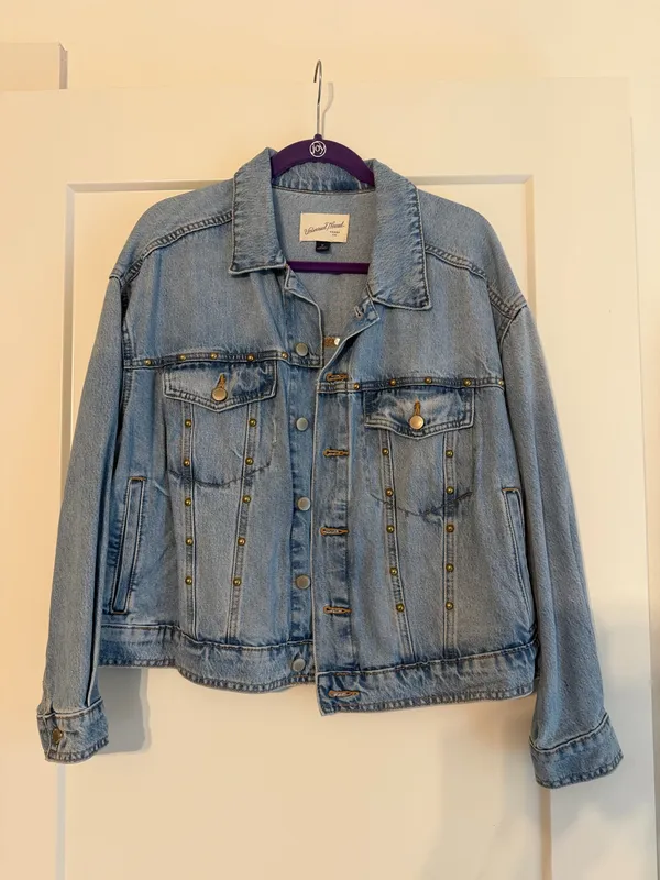 Universal Threads Studded Denim Jacket - Image 7