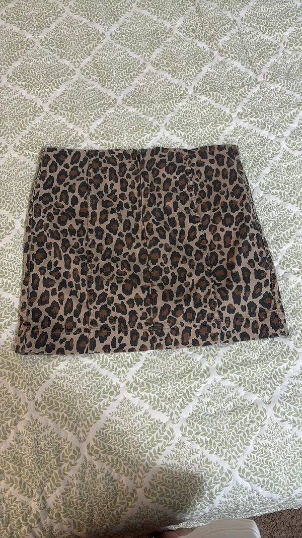 Cheetah Print Mini Skirt Jolt - Image 4