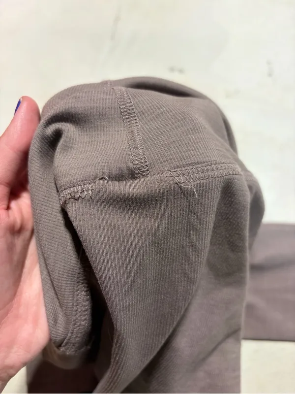 Beyond yoga Ribbed Leggings Taupe small - Image 8