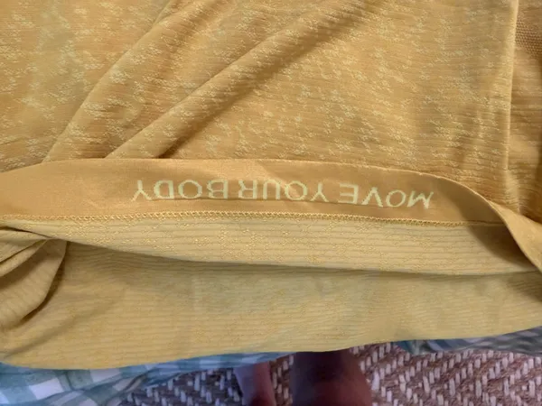 Lululemon Swiftly Tech Short Sleeve - Image 3