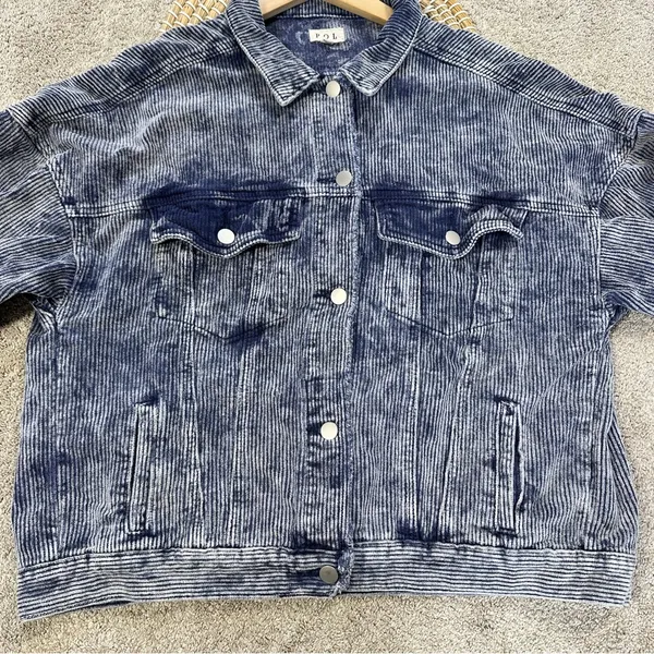 POL Women’s Corduroy Denim Button Down Trucker Jacket in Vintage Wash Blue M - Image 6