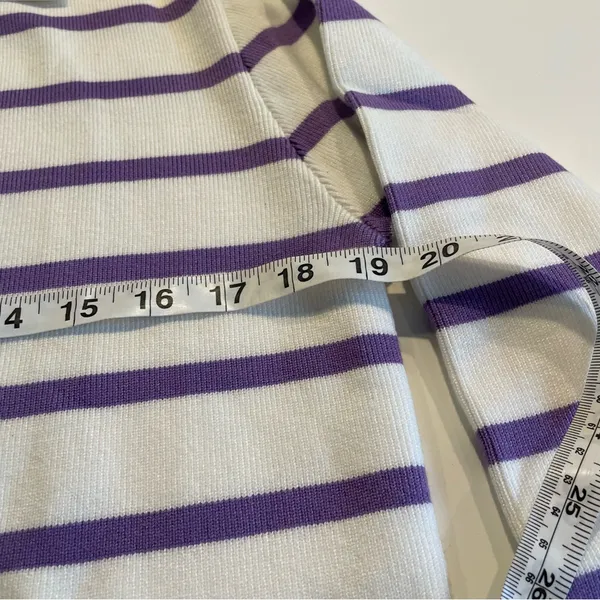LATAHUO Women Gold Button Down Cardigan Lavender White Crew Neck size Medium - Image 7