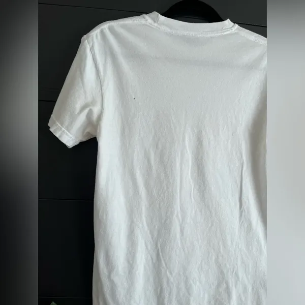 BENDETI CLUB Vintage Distressed Short Sleeve T-Shirt. Unisex Adult Sz M. No Tag - Image 4