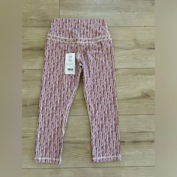 NWT CRZ YOGA Isabella HR Crop Leggings Stripe Multi, Size 4/6 Small NWT - Image 3