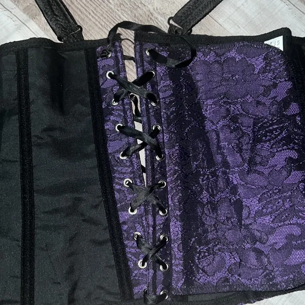 Corset style top purple/black damage zipper M - Image 5