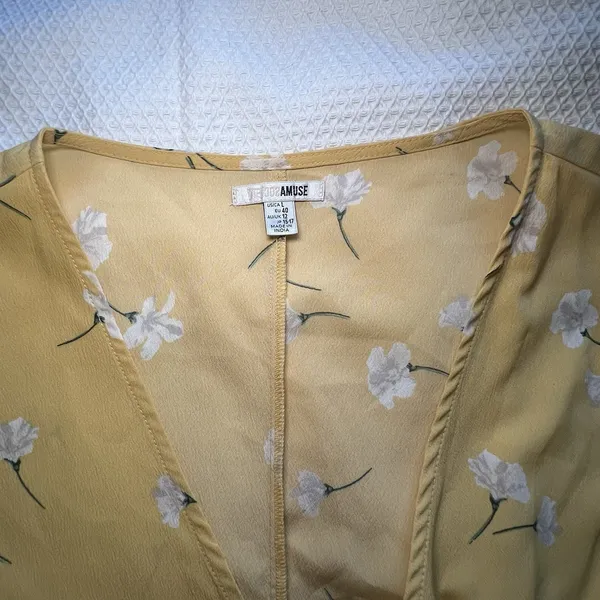 Amuse Society Yellow‎ Wrap Dress White Flowers Size L - Image 3