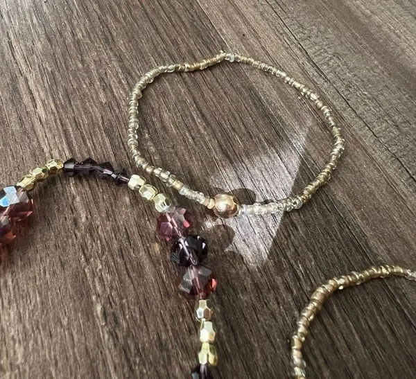 Handmade beaded set of bracelets - Image 4