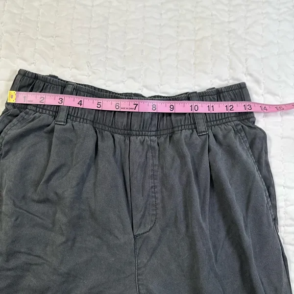 GAP Gray Casual  Neutral Pants with back pockets - Image 3