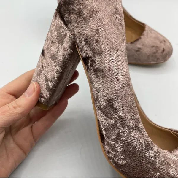 Patrizia Spring Step Pink Rose Crushed Velvet Pumps Heels Womens 38 Fall Chunky - Image 3