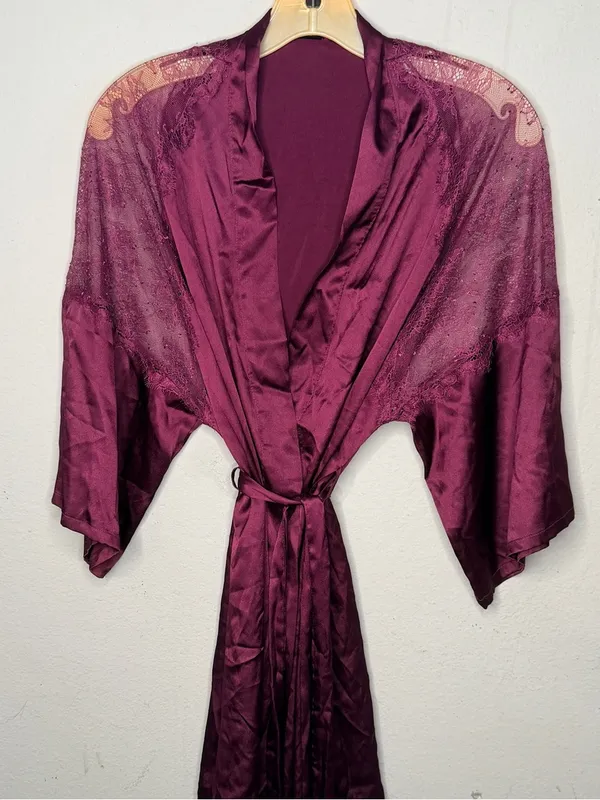 Victoria's Secret Robe - Image 7