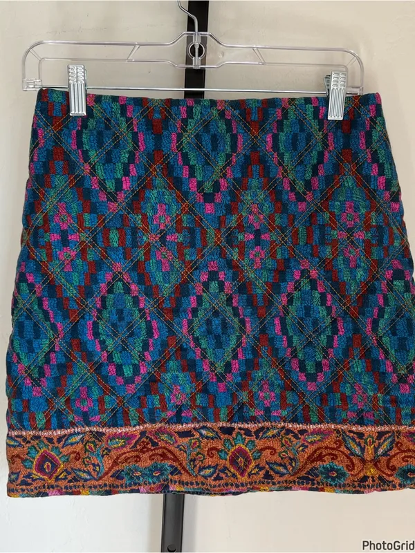 Farm Rio Tapestry Mini Skirt Small - Image 2
