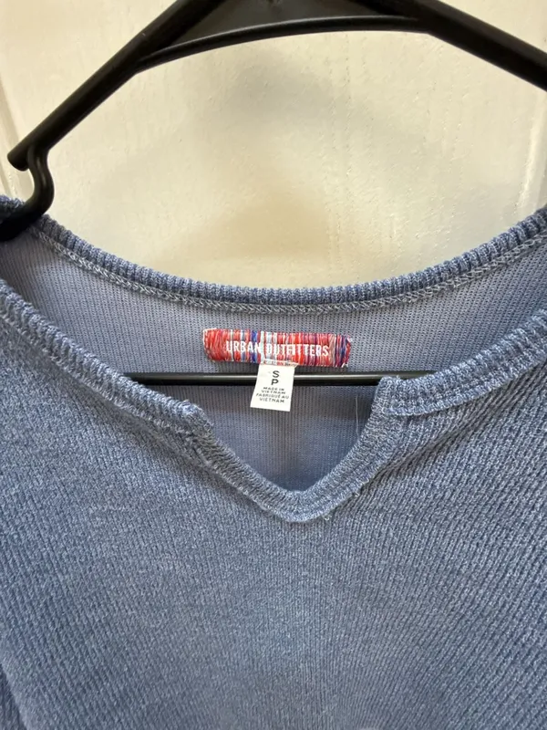 Urban Outfitters Blue Long Sleeve Cropped Notch Neck Top - Image 2
