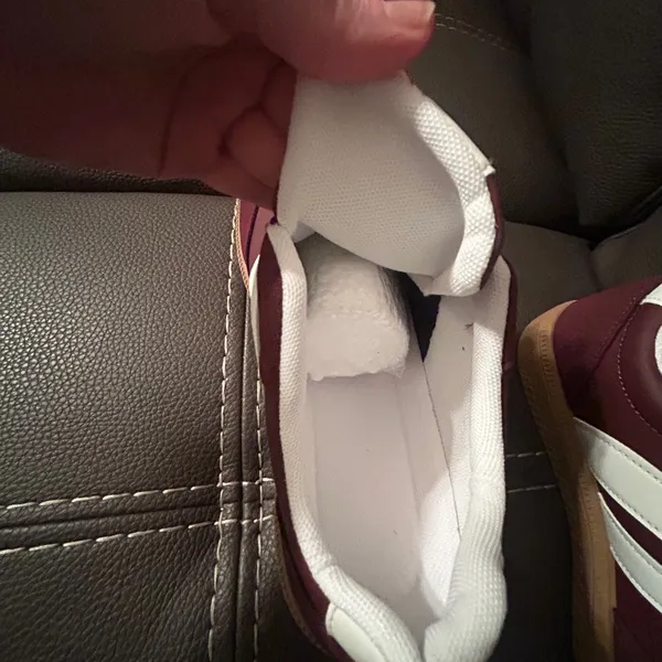 Burgundy and White Women's Sneakers size 41 - Image 8