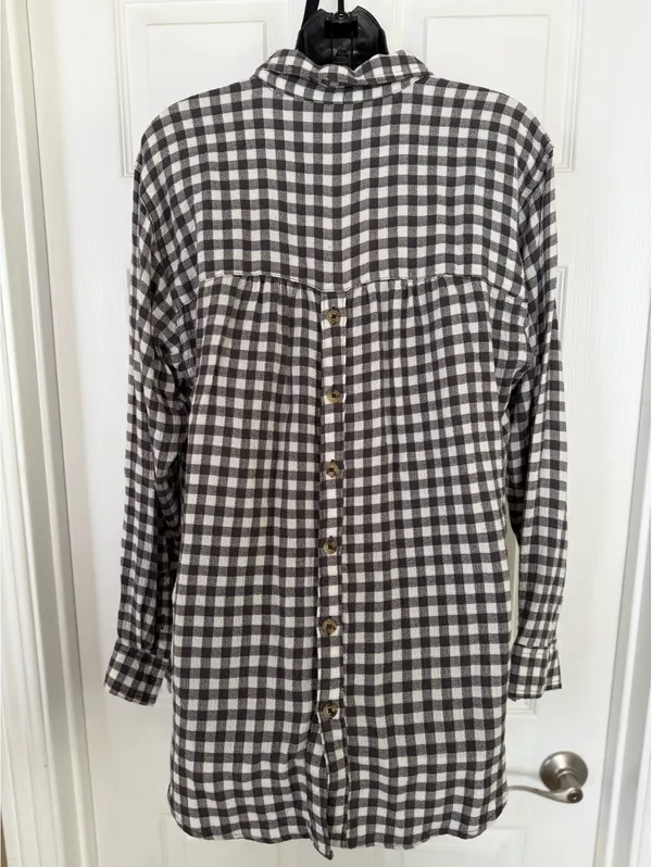 Anthropologie black and white gingham button front shirt - Image 7