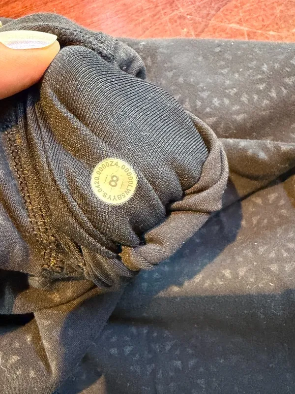 LULULEMON Black Grey Charcoal Patterned Leggings Size 8 - Image 8