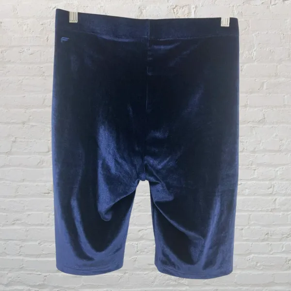 Fabletics Navy Velour High Waisted Bike Shorts L NWT - Image 4