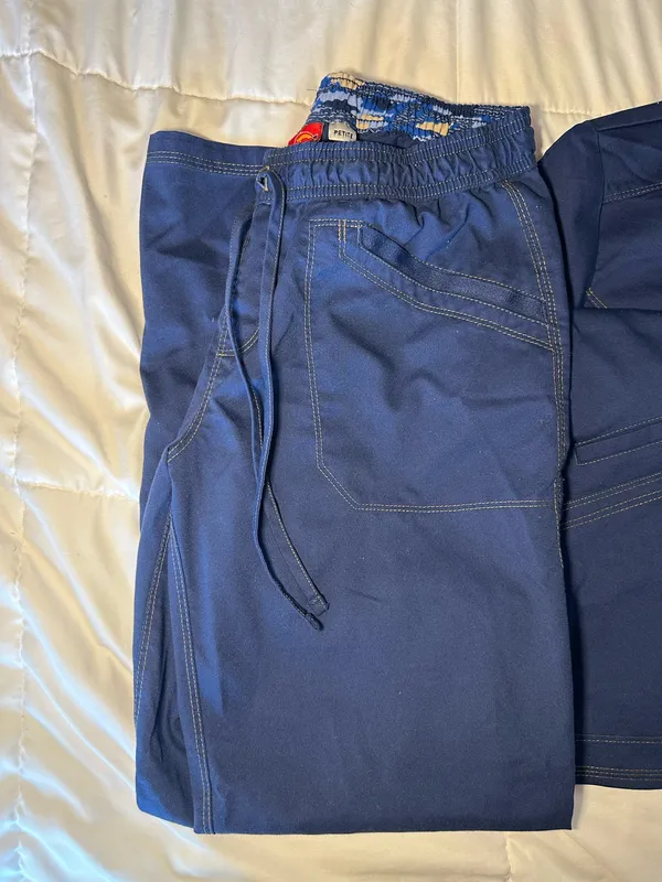 Dickies Scrub Set Matching Top & Bottom - Image 3