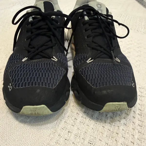 On Cloudflyer 9.5 Helion Cloudtec Swiss Engineering running shoes 3262 Black - Image 3