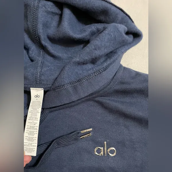 Alo Yoga NWT Accolade Hoodie Navy Blue Size M oversized - Image 10