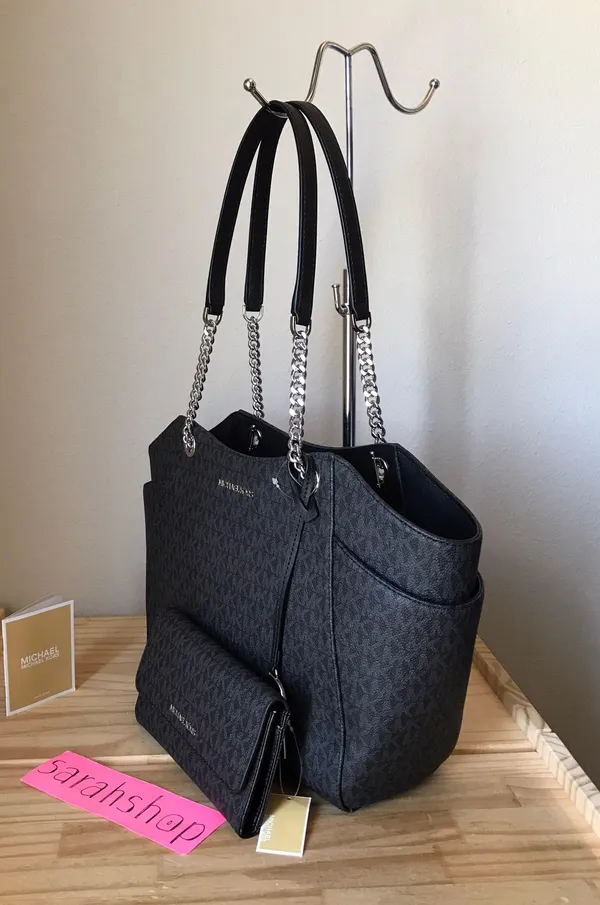 Michael Kors Set - Image 3