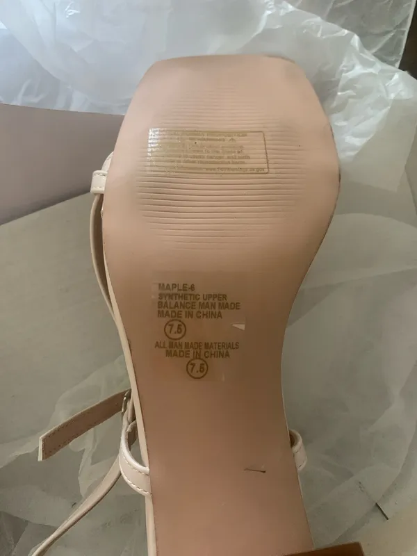 Chase and Chloe Block heel - Image 3