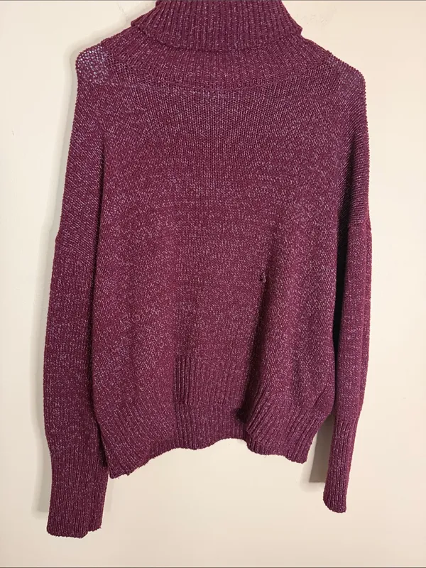 Women's Burgundy Turtleneck Sweater Red Size M - Image 3