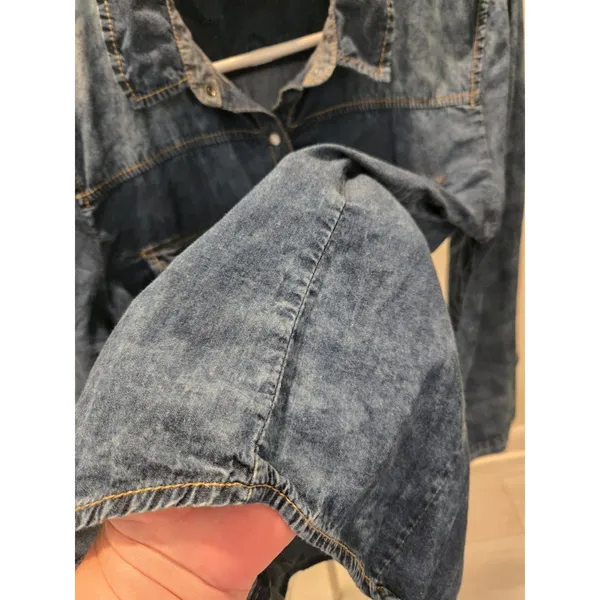 Ashley by 26 International Denim Light Wash Pearl Snap Chambray Western Shirt Y2K - Image 5