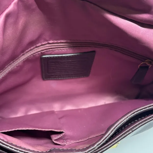 Coach Elegant Brown Leather Shoulder Bag - Image 5