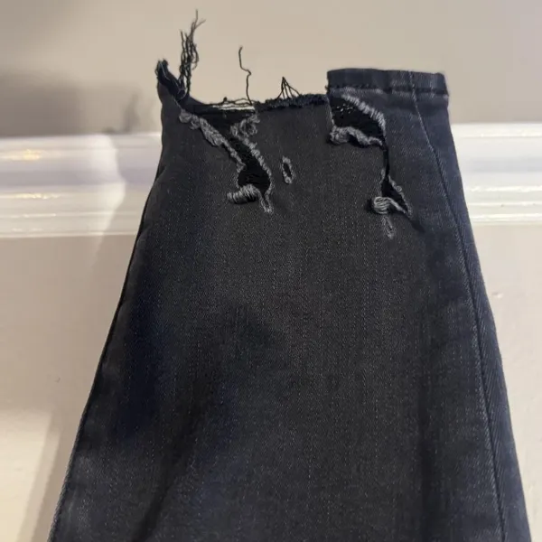 Good American Good Waist Jeans Womens 32‎ Black High Rise Skinny Distressed - Image 4