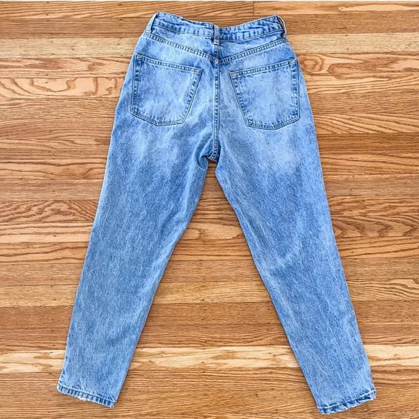 Topshop Moto High-Waisted Mom Jeans - Image 3