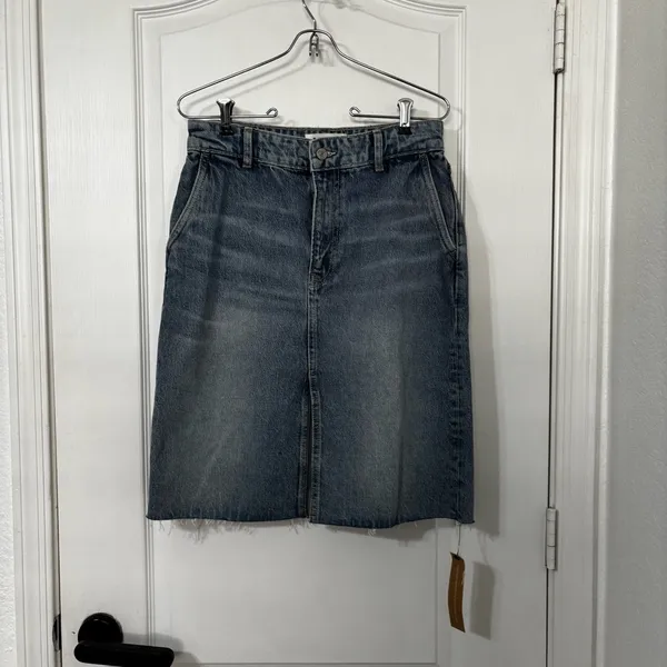 Dyani Denim Midi Skirt Size 25 - Image 2