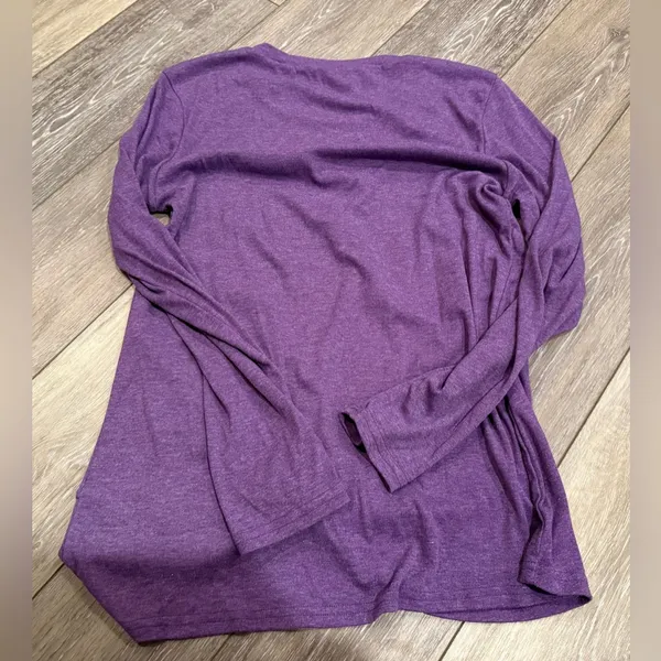 Women’s Purple Knot Front Long Sleeve Tee Size M - Image 3