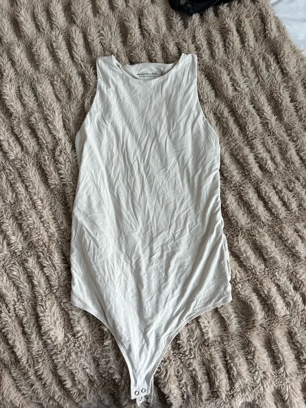 Abercrombie neutral bodysuit - Image 2