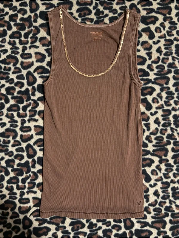 2000s vintage style american eagle whimsical brown ribbed tank top with sequin - Image 3
