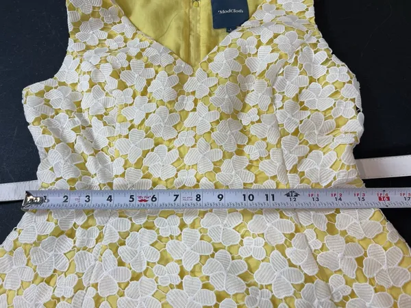 ModCloth 1960s Inspired Floral Lace Fit & Flare Dress Yellow White Belted L - Image 11