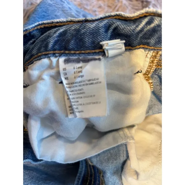 American Eagle Mom Jeans Womens 6‎ Long Blue Rigid Seam Front Raw Hem Distressed - Image 3