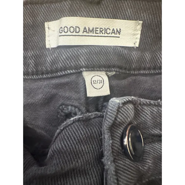 Good American Black High Rise Frayed Raw Hem Denim Shorts Size 12/31 GCS032C - Image 2