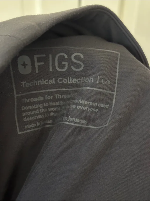 Figs Zamora Charcoal Gray Jogger Scrub Pants Red Drawstring Size Large Petite - Image 10