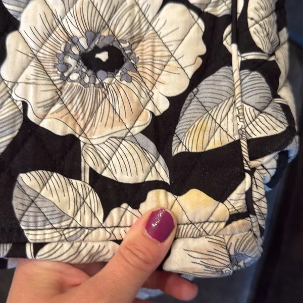 Vera Bradley Floral Black Beige and White Backpack - Image 10