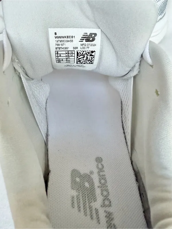 New Balance FuelCell Walker Elite White Grey Matter Women’s Size 9 B - Image 11