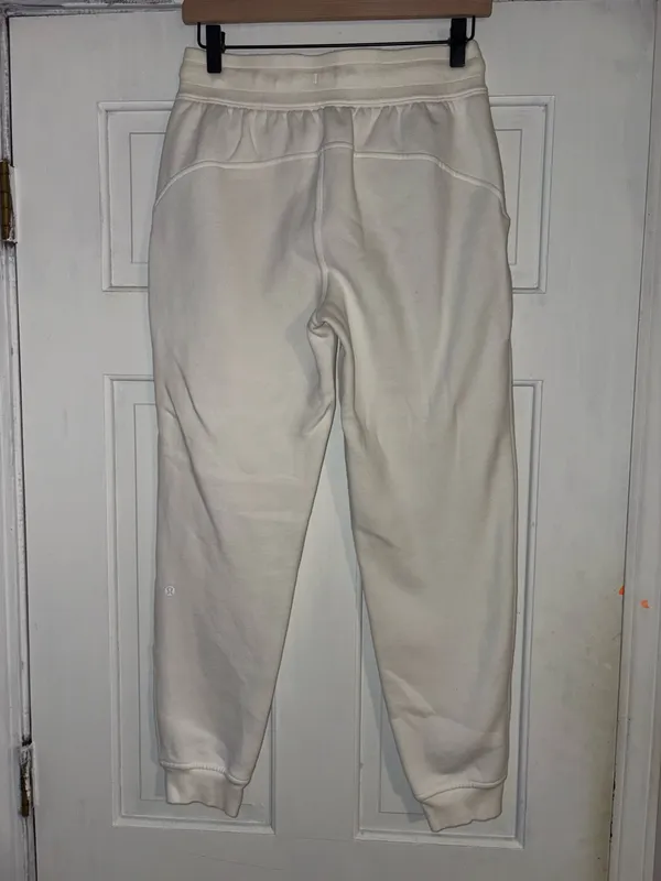 Lululemon Scuba Sweatpants - Image 2