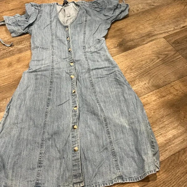 Sim & Sam xs denim dress‎ - Image 4