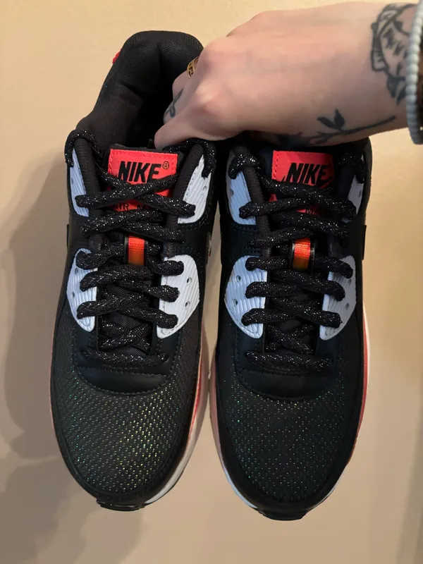Nike Air Max 90 FP GS 'Black Laser Crimson’ - Image 3