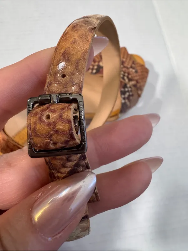 Longchamp Tan Brown Snake Print Leather Wedge Sandals Womans 6.5 Peep Toe Luxury - Image 9