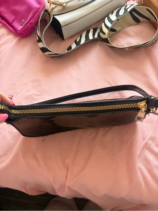 Black Patent Shoulder Bag - Image 4