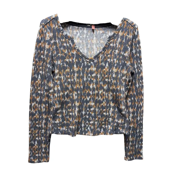 Pilcro Notched Waffle Top size Medium - Image 2