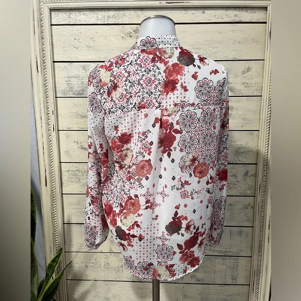 Abercrombie & Fitch Floral Button Up Sheer Blouse Size Small - Image 4