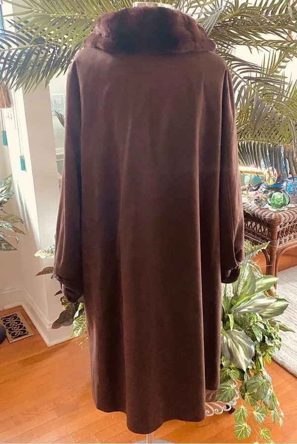 🌹Hp🌹Vintage Luxury Reversible Fur & Suede Long Coat - Image 8