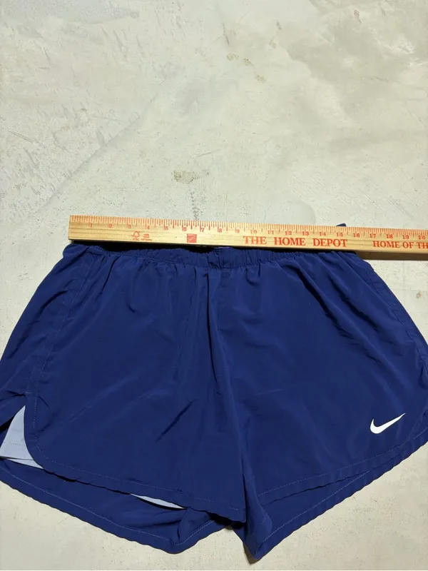 Nike Women's Running Shorts with Built-in Liner xl - Image 6