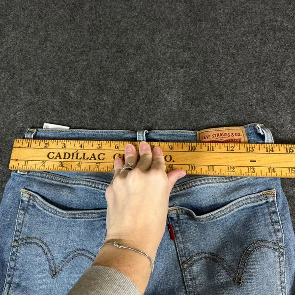 Levis Wedgie Skinny Jeans 28 Medium Wash Distressed Raw Hem High Rise Denim - Image 8